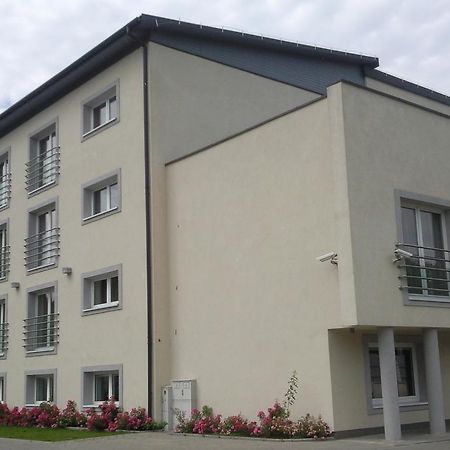 Via Appia Hotel Raszyn Bagian luar foto