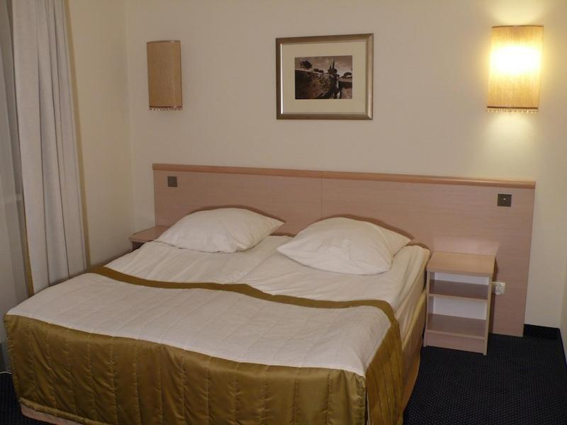 Via Appia Hotel Raszyn Ruang foto